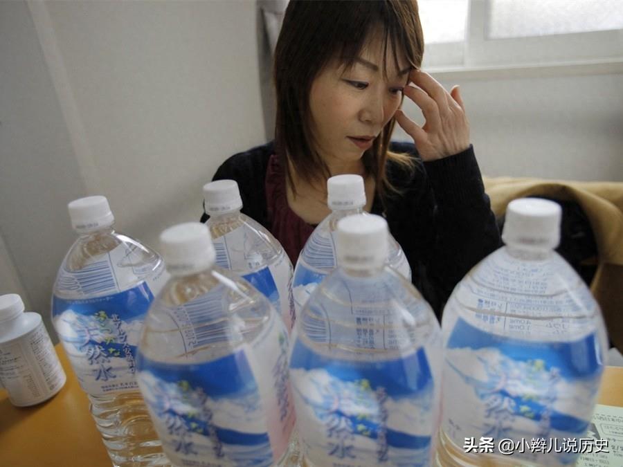 直击日本福岛核泄漏，海洋生物变异，图4她告诫女儿永远别生孩子