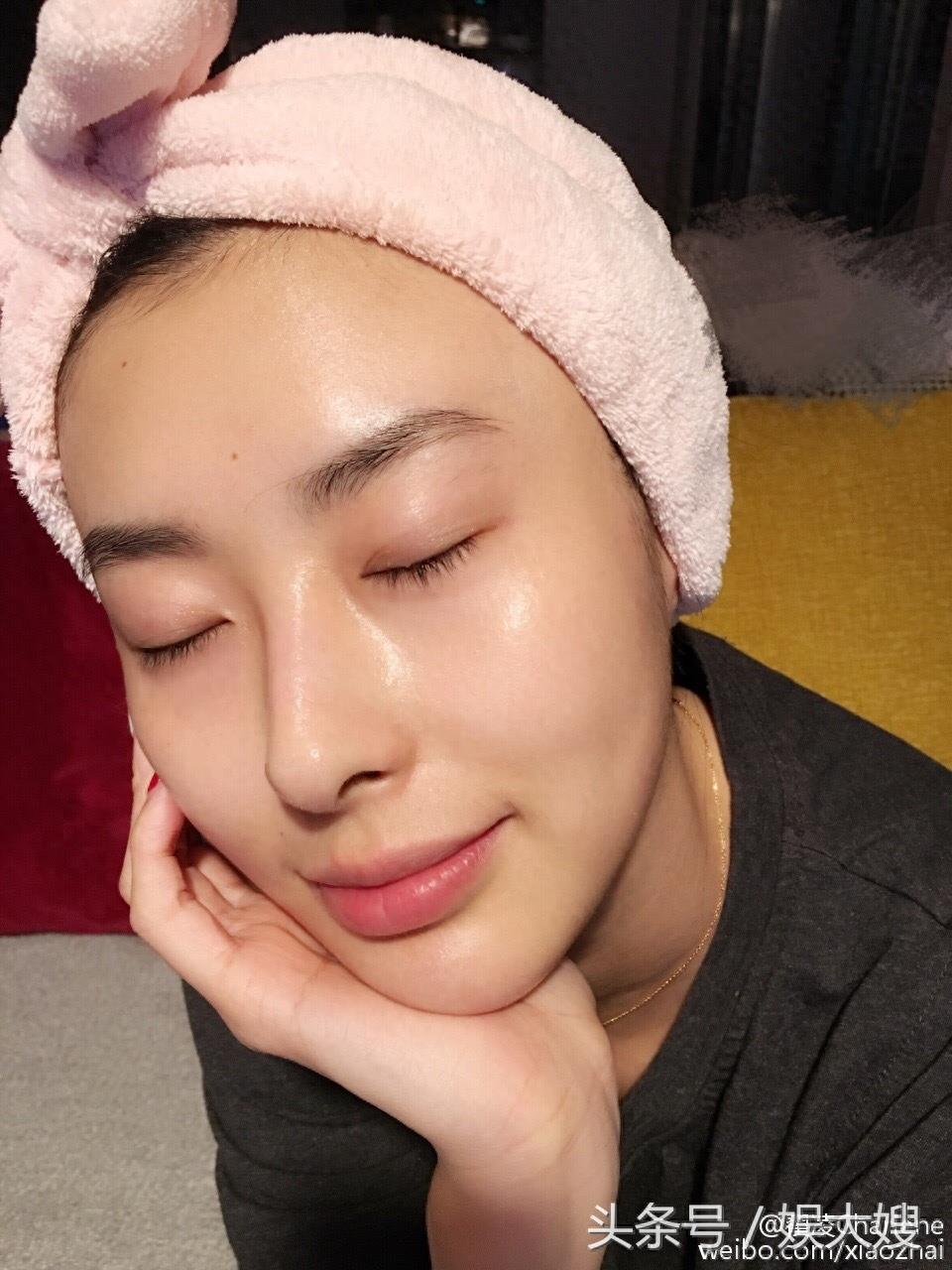 兽兽翟凌晒一家三口照,老公帅气孩子呆萌,现在的她很幸福