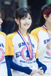 ​15岁被日媒评为“四千年一遇的美少女”，今22岁的费沁源怎样了？