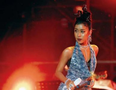 ​吉克隽逸：立了10年的“淳朴”人设，终于崩塌了