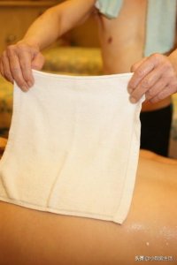 ​我和岳父的那一夜（十四）给岳父搓背