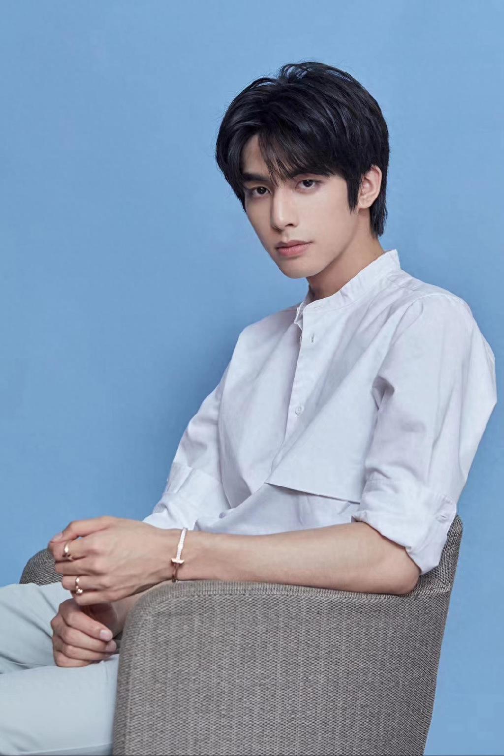 新鲜的宋威龙 高清帅图