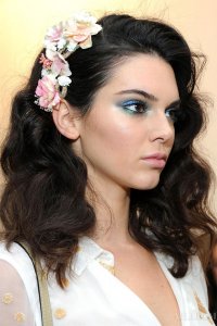 ​婚礼造型攻略：打造完美宾客发型