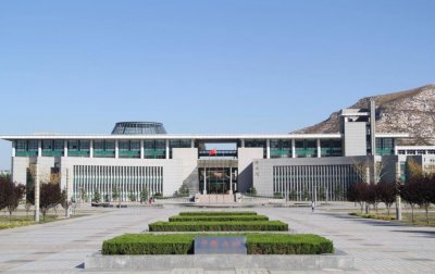 ​山东女生最多的大学，占比90%，还曾是中华女子学院山东分院