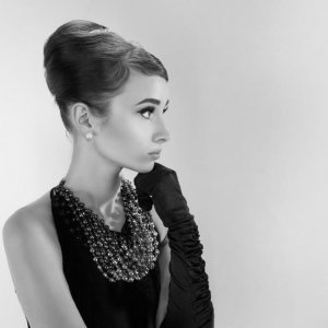 ​盘点奥黛丽赫本的那些名言（中英双语）