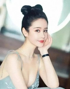 ​邱意浓：王晶最受宠的晶女郎