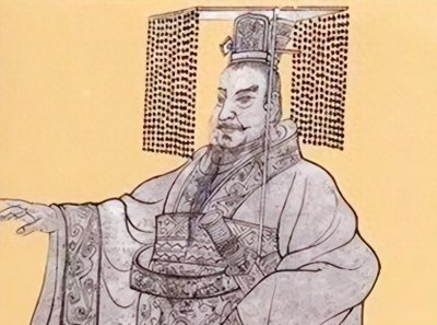 ​秦始皇要吃公鸡蛋，命令三天找到，大臣着急，7岁儿子：这很简单