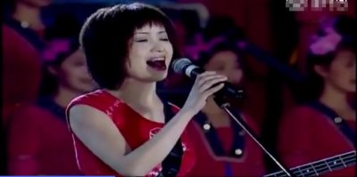 ​斯琴格日乐：30岁走红，情迷臧天朔，至今没有走出那段情