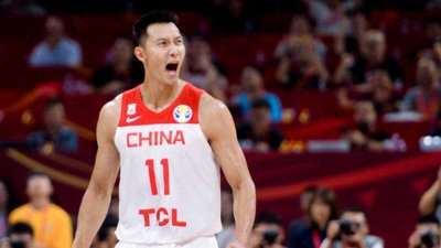 ​易建联：CBA的传奇巨星与篮球精神的传承者