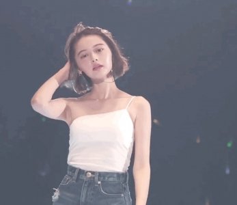 ​日本超模玉城TINA——春风拂柳万般情，曾是惊鸿照影来