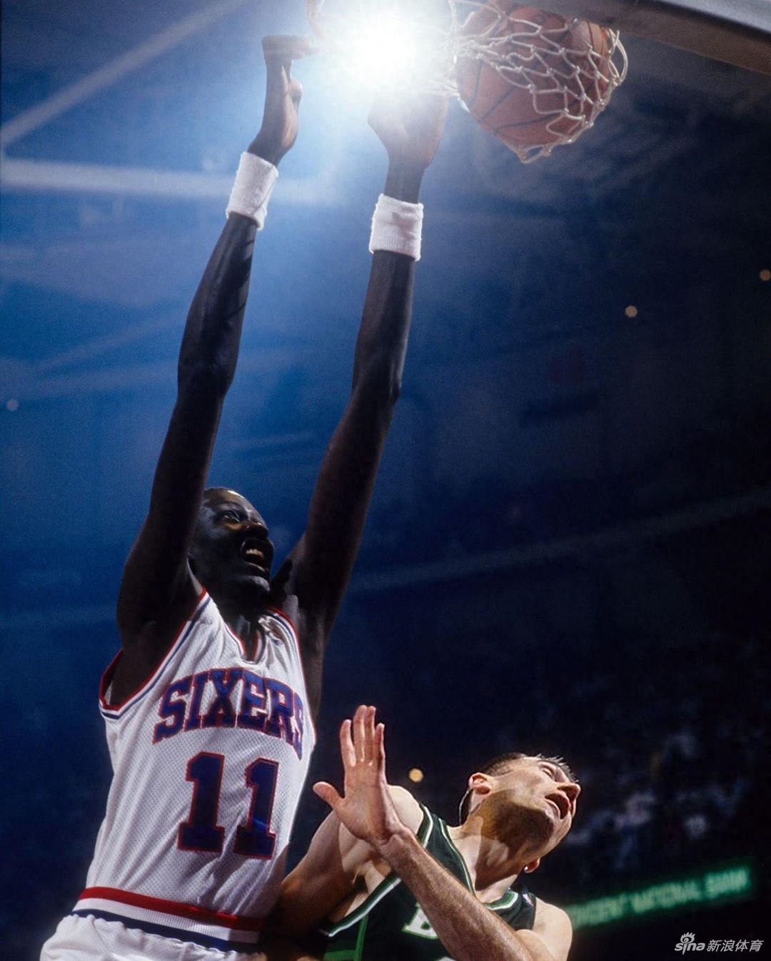 马努特-波尔 - 身高2米31