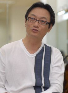 ​流泪写的澳门《七子之歌》传唱20年，这位大腕的歌当年谁唱谁红