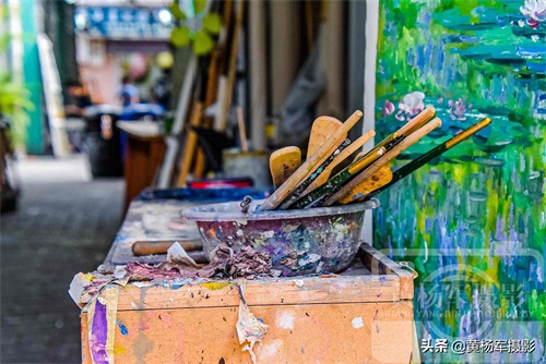 广东深圳大芬油画村，艺术气息浓郁全国最大的油画生产地，看啥样