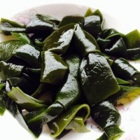 酸辣凉拌海带结,有些脆,有些酸,有些辣,教你一招,轻松做出