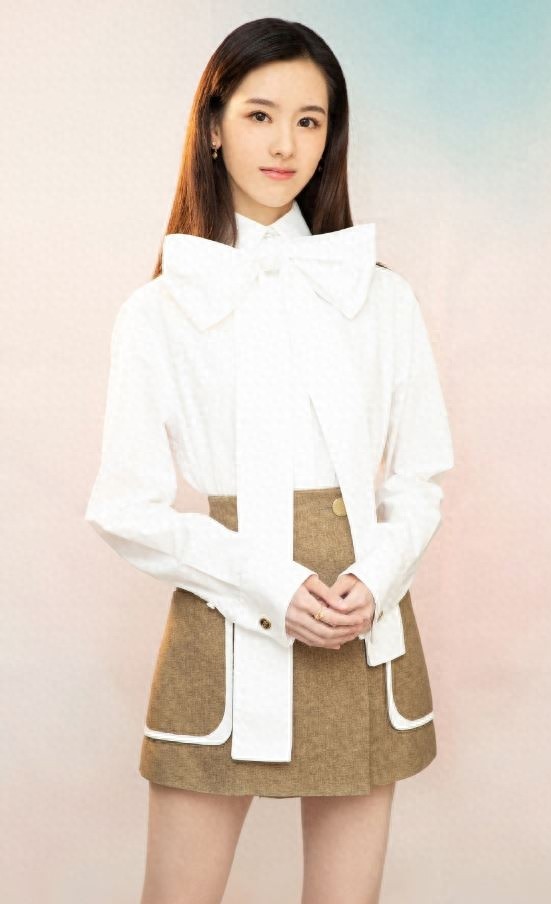 陈都灵,90后女星,福建厦门人,因美貌而出名