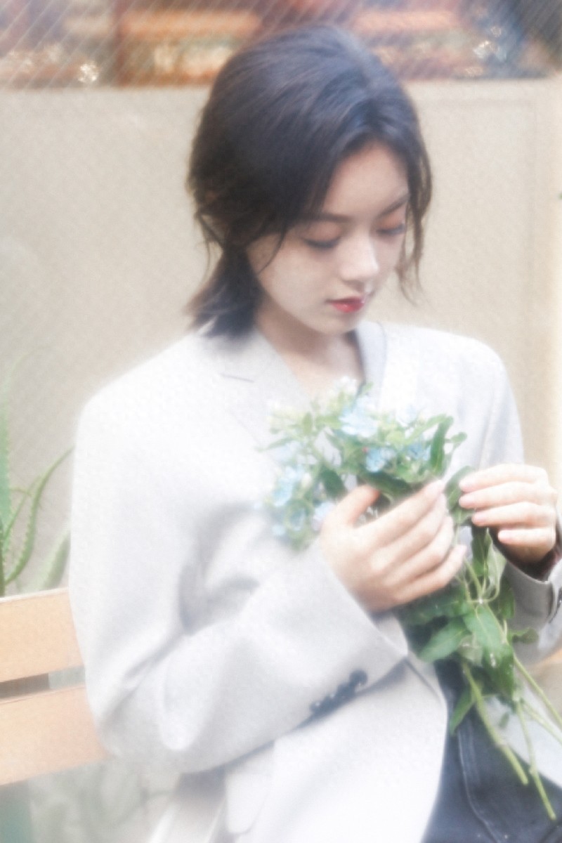 流浪地球(2019电影排行冠军)女一号赵今麦 之 绝美写真