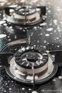 五种除去厨房油污的方法,简单实用