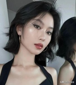 ​女生短发烫发，在慵懒与高级感之间自由切换，99%的人都适合！