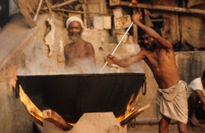 ​如今的印度高温有多么恐怖，网友一整天根本不想去上厕所