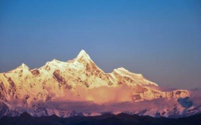 12月份冰岛旅游准备什么去冰岛旅游来回机票总共多少