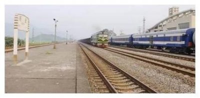 ​黎湛铁路：为什么湛江站和湛江西站分属两个铁路局？