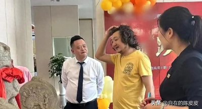 ​王大志破落风光：明星形象消失不见，购买廉价房引发热议