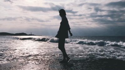 当红女星被迫退圈,内情公开:“今天看见她,还是会心疼……”