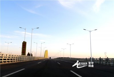 ​出门游玩哪里去，晋中潇河“网红桥”