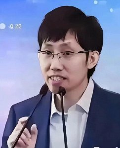 ​从普通人”到“传奇”：梁文锋（Deepseek创始人）用热爱点亮人生