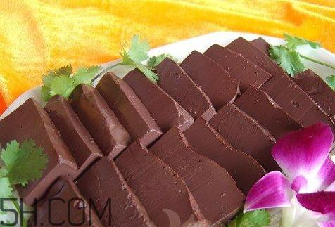 羊血变绿色怎么回事 羊血发绿还能吃吗 羊血变绿色怎么回事 羊血发绿还能吃吗