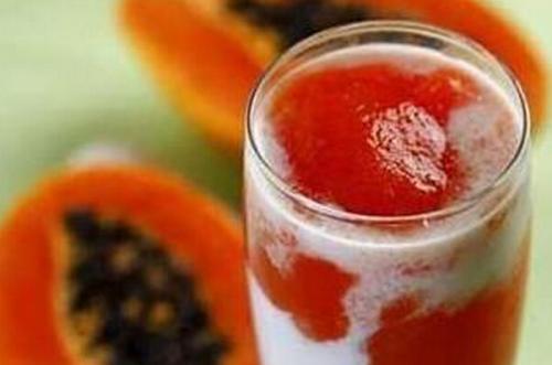 红酒木瓜汤什么时候吃好 什么人不适合吃红酒木瓜汤 红酒木瓜汤什么时候吃好 什么人不适合吃红酒木瓜汤