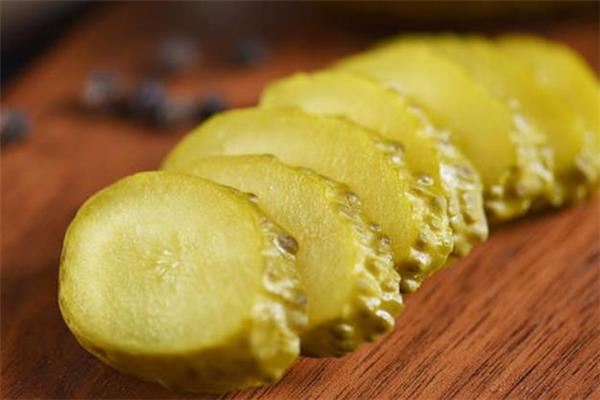 酸黄瓜可以经常吃吗 酸黄瓜孕妇能吃吗 酸黄瓜可以经常吃吗 酸黄瓜孕妇能吃吗