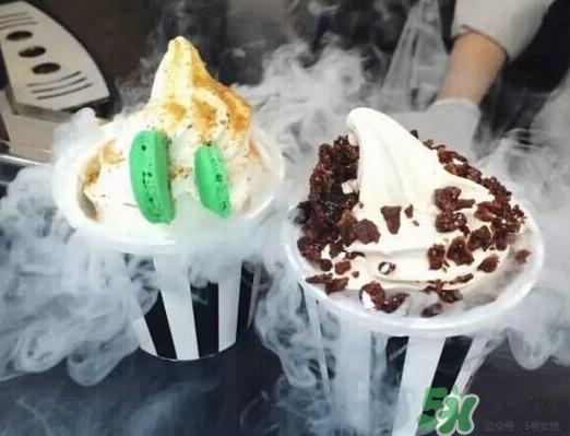 冰淇淋为什么会冒烟?会冒烟的冰激凌怎么做? 冰淇淋为什么会冒烟?会冒烟的冰激凌怎么做?