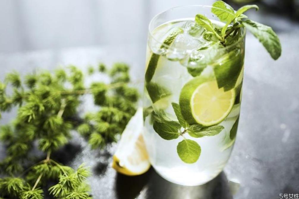 mojito鸡尾酒多少钱一杯 鸡尾酒mojito味道 mojito鸡尾酒多少钱一杯 鸡尾酒mojito味道