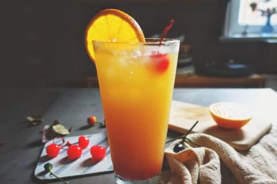 龙舌兰日出鸡尾酒含义 龙舌兰日落和日出的区别