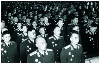 倪志亮:红四方面军5号人物,地位比肩开国元帅,却只授了中将?