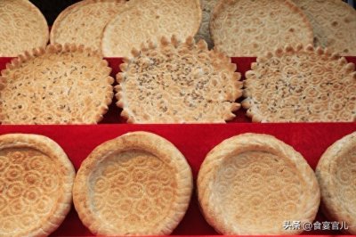 新疆少数民族必吃的美食——肉馕
