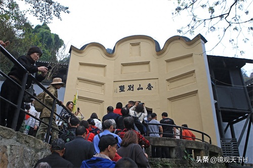 71年前的白公馆是一座人间炼狱,抗日名将杨虎城等在这里惨遭杀害