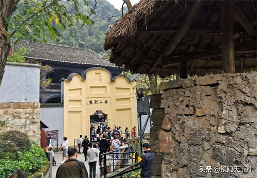 71年前的白公馆是一座人间炼狱,抗日名将杨虎城等在这里惨遭杀害