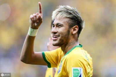 ​当今世界足坛三大巨头“每秒”在赚多少钱