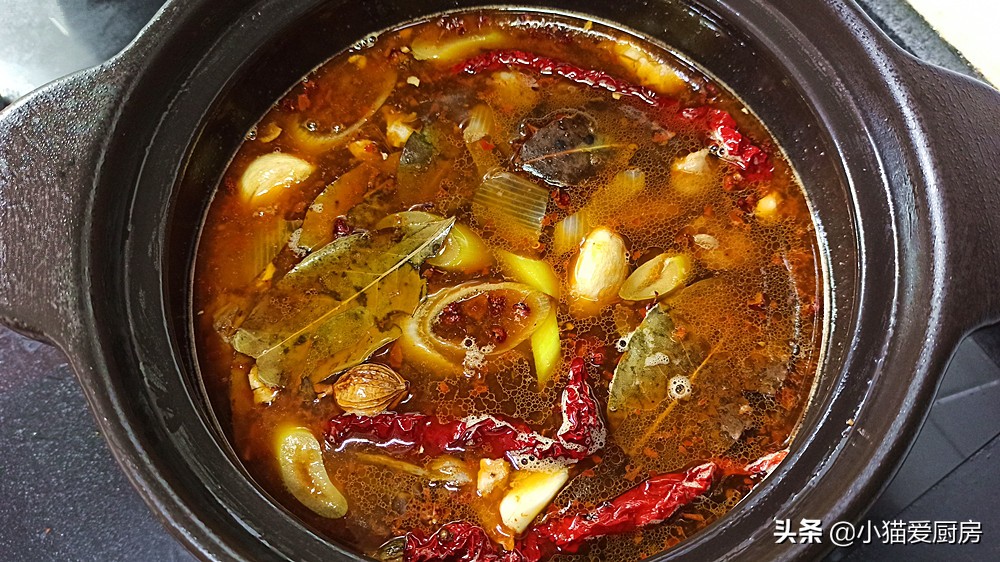 牛腩炖白萝卜怎样做(香辣爽口的牛腩炖萝卜做法)