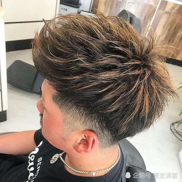 现在年轻人学什么技术好男生：请问现在年轻人学什么技术好