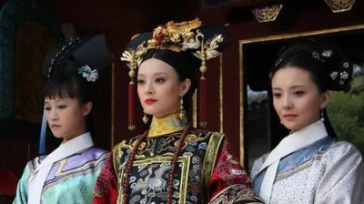 ​叶答应和甄嬛(叶澜依知道甄嬛的孩子是果郡王的)