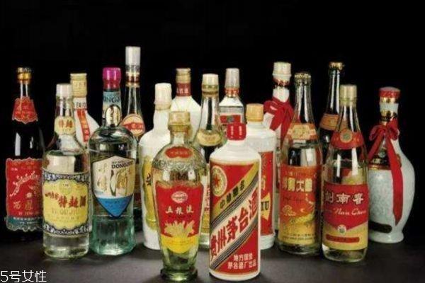 酒有多少种类呢 白酒和啤酒的区别 酒有多少种类呢 白酒和啤酒的区别