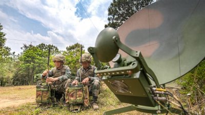 收藏军用电台需要注意风险,军迷朋友可不要违法了!