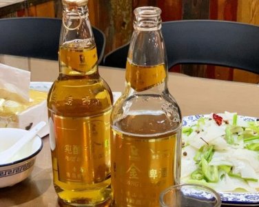 100毫升白酒是几斤几两?100毫升白酒是几斤的