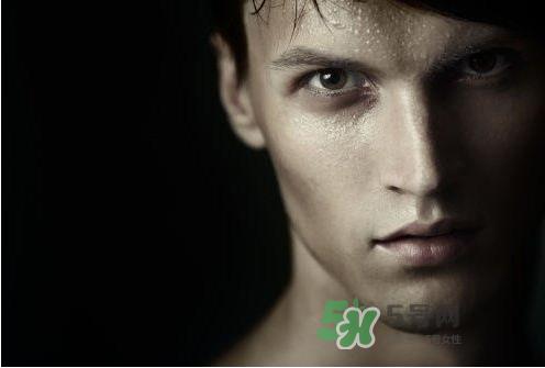 三伏天不出汗怎么回事?三伏天脸上爱出汗怎么回事? 三伏天不出汗怎么回事?三伏天脸上爱出汗怎么回事?