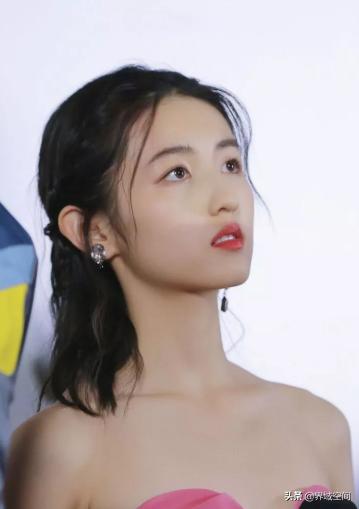 历届四大花旦(历代四小花旦的生图PK)(26)