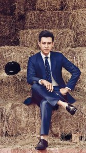 ​靳东人设怎么塌的，老干部靳东的人设崩塌记