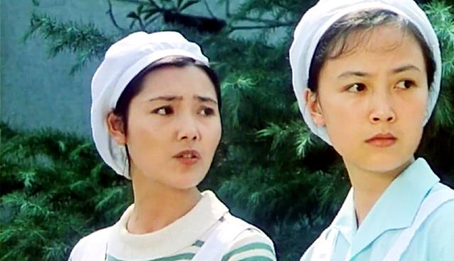 八十年代演员赵静画面(难忘街上流行红裙子)(15)